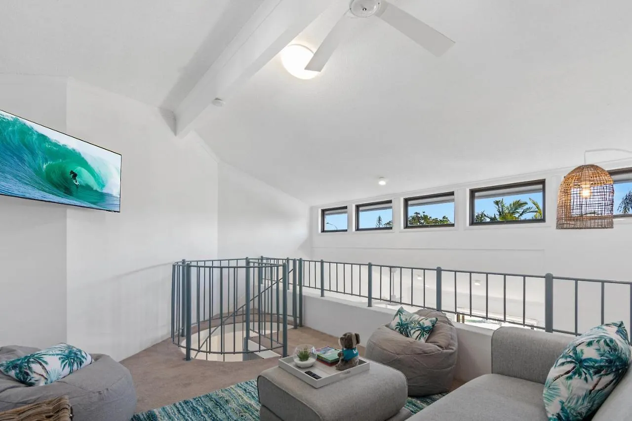 Noosa Boutique Apartments & Elkhorn Villas Aparthotel