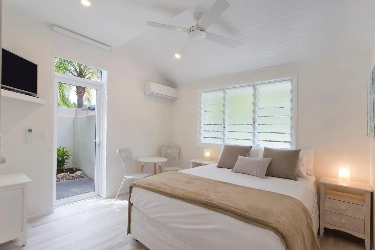 Aparthotel Noosa Boutique Apartments & Elkhorn Villas